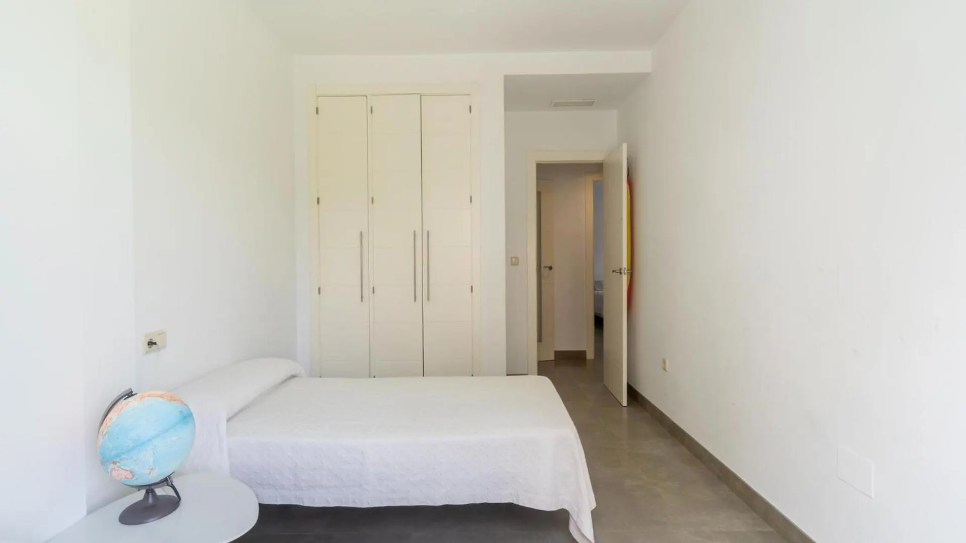 Spacious Apartment With 2 Large Terraces Motril Spain