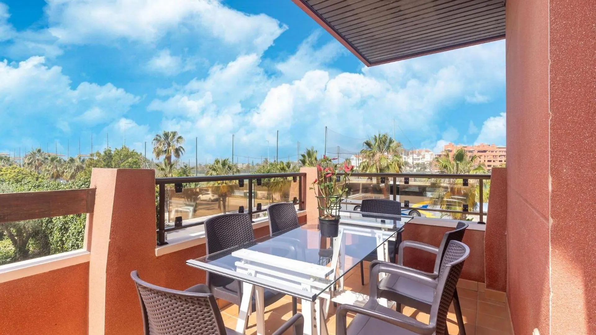 Spacious Apartment With 2 Large Terraces Motril